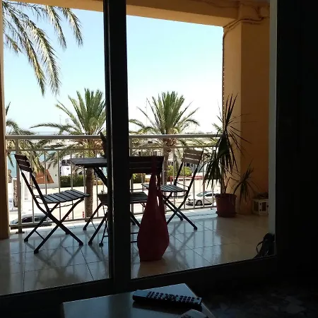 Magnificas Vistas Al Puerto De Apartment Denia